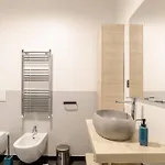Ravecca Luxury - In The Heart Of Center *